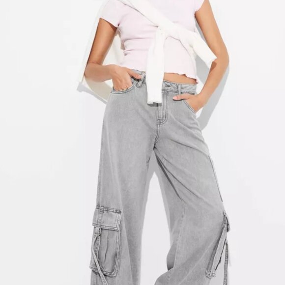 wild fable Denim - Women's Mid-Rise Wide Leg Cargo Baggy Pants / Jeans - Gray
